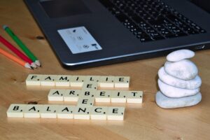 繰り返すニキビを改善するためのホルモンバランスと体内ケアは？